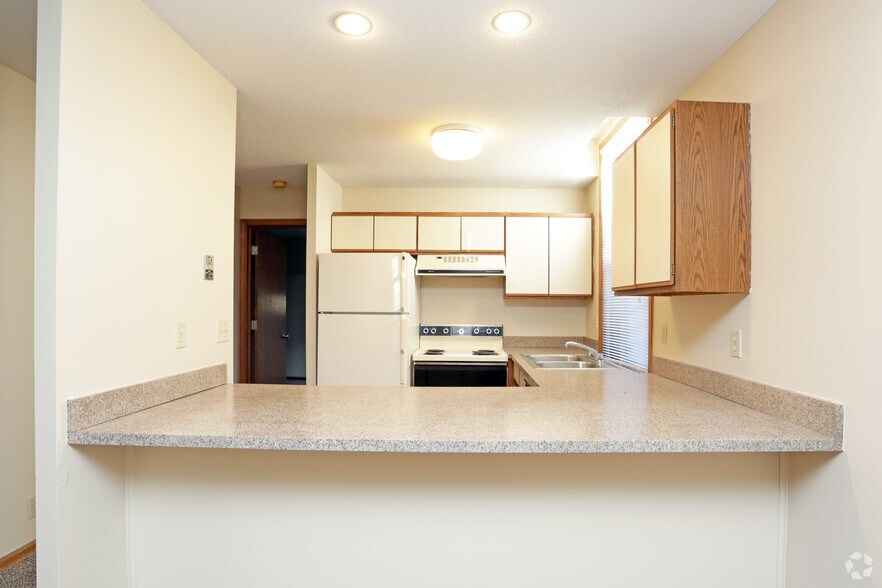 More Photos Of 1913 Farnam St, Omaha Apartments For Lease