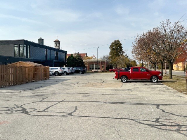 More Photos Of 417 Monroe Ave, Green Bay Medical For Lease