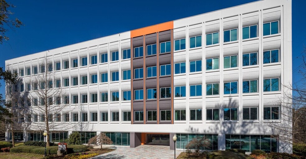 More Photos Of 2700 Cumberland Pky SE, Atlanta Coworking Space