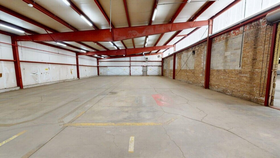 More Photos Of 1509 W Le Moyne St, Melrose Park Warehouse For Sale