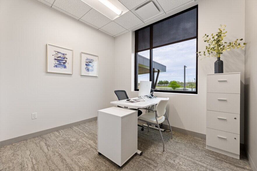 More Photos Of 24200 Via Mazzini Way, Richmond Office For Lease