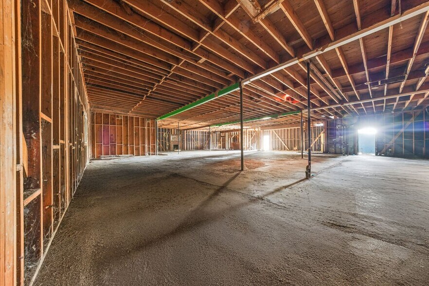 More Photos Of 2204 S Garey Ave, Pomona Fast Food For Sale