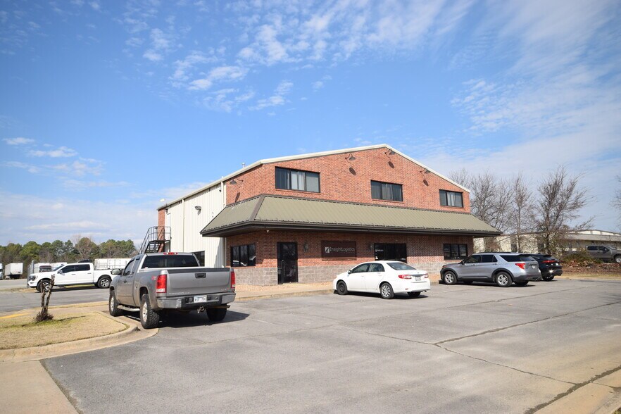 Primary Photo Of 170 Commerce Rd, Conway Warehouse For Sale