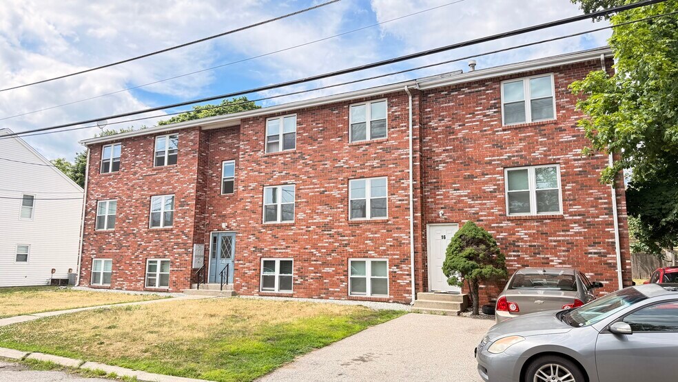 Primary Photo Of 10-26 Saratoga Ave, Pawtucket Apartments For Sale
