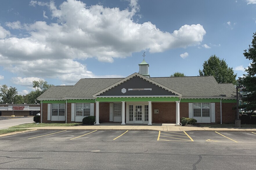 More Photos Of 2080 W State St, New Castle Unknown For Lease
