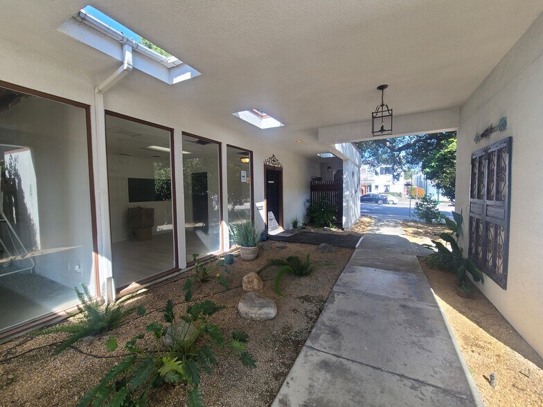 More Photos Of 231 N Indian Hill Blvd, Claremont Medical For Lease