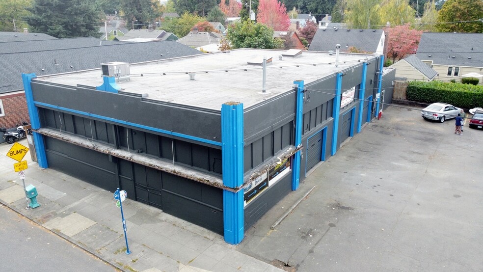 More Photos Of 6425 N Albina Ave, Portland Freestanding For Sale