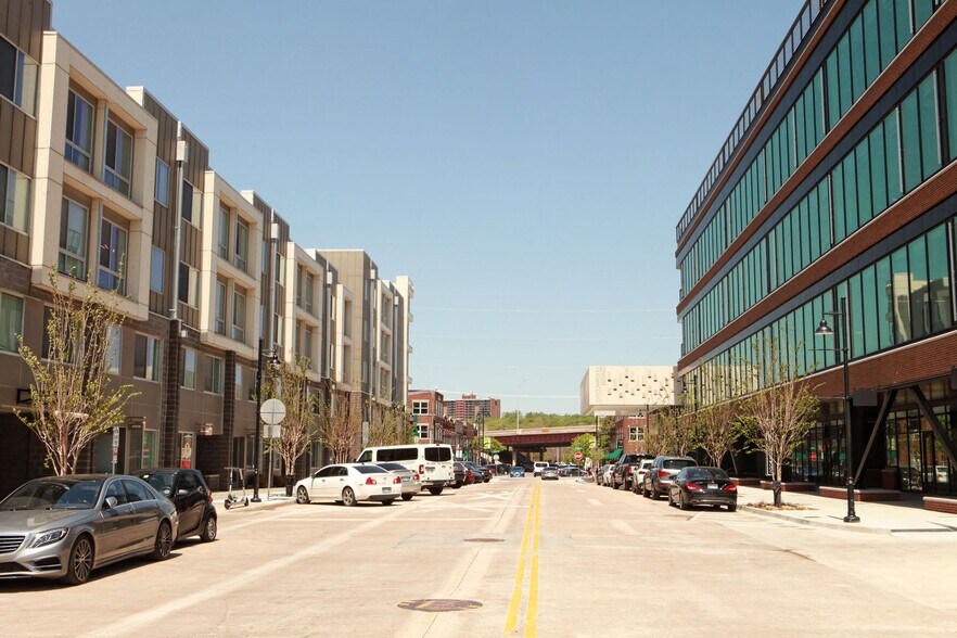 More Photos Of 21 N Greenwood Ave, Tulsa Office For Lease