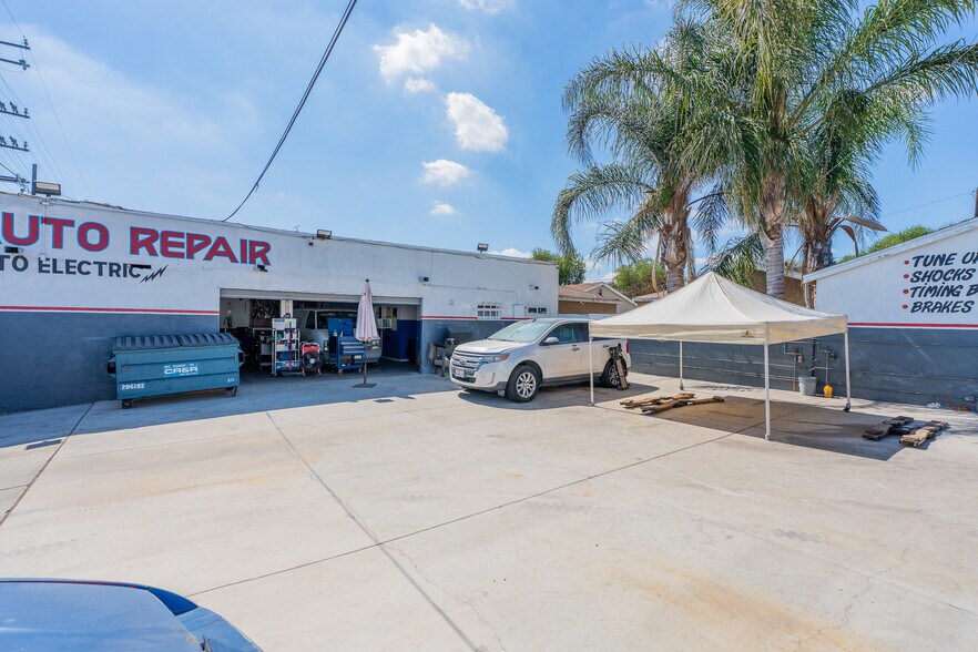 More Photos Of 16529 Lakewood Blvd, Bellflower Auto Repair For Sale