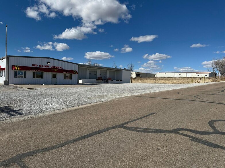 Primary Photo Of 308 Airport Rd, McCook Warehouse For Sale