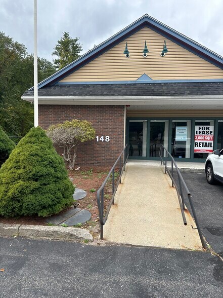 More Photos Of 148-152 Great Rd, Stow Unknown For Lease