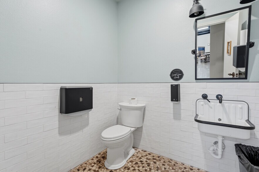 More Photos Of 5505 132nd st, Lubbock Industrial For Sale