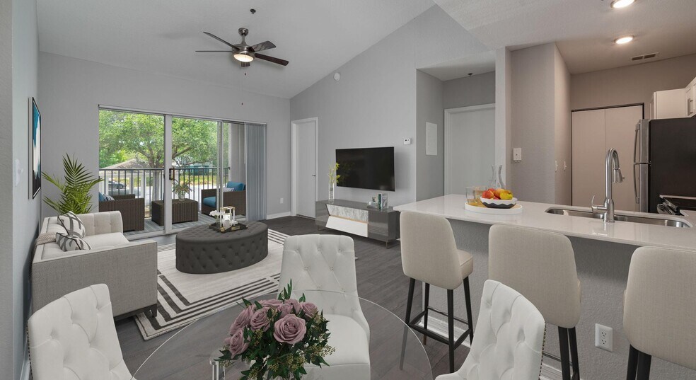 More Photos Of 5501 110th Ave N, Pinellas Park Apartments For Sale