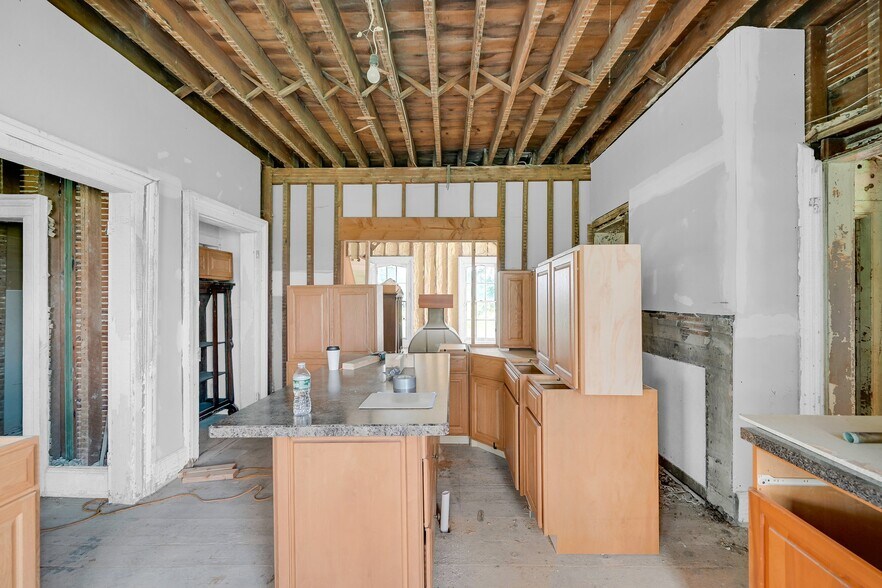 More Photos Of 751 County 565 rd, Augusta Office Residential For Sale