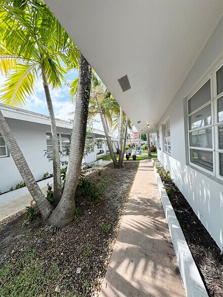 More Photos Of 1030 N Victoria Park Rd, Fort Lauderdale Apartments For Sale
