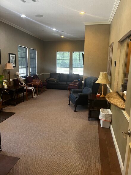 More Photos Of 305 W Spring Creek Pky, Plano Medical For Sale