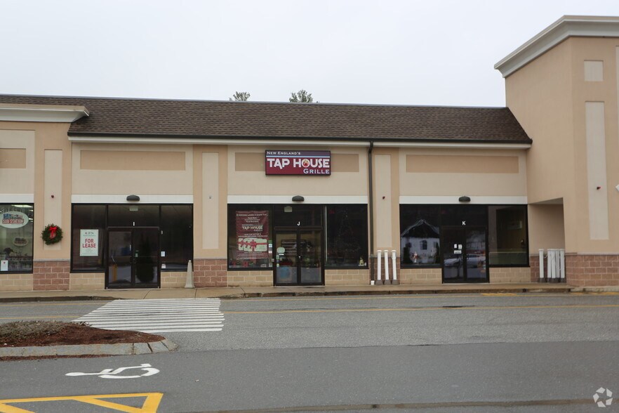 More Photos Of 1292 Hooksett Rd, Hooksett General Retail For Sale