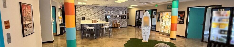 More Photos Of 4520 Electronics Pl, Los Angeles Flex For Lease