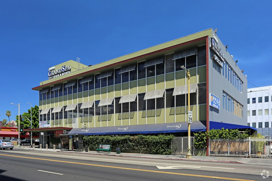 More Photos Of 2999 W 6th St, Los Angeles Health Club For Lease