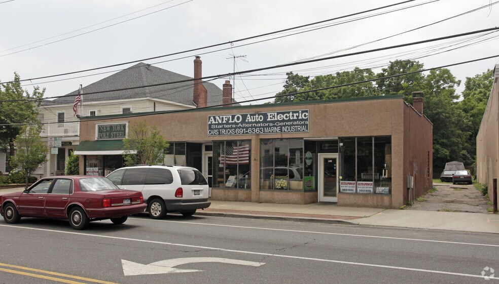 Primary Photo Of 123-127 Merrick Rd, Amityville Storefront For Lease