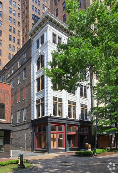 More Photos Of 109 20th St N, Birmingham Office For Sale