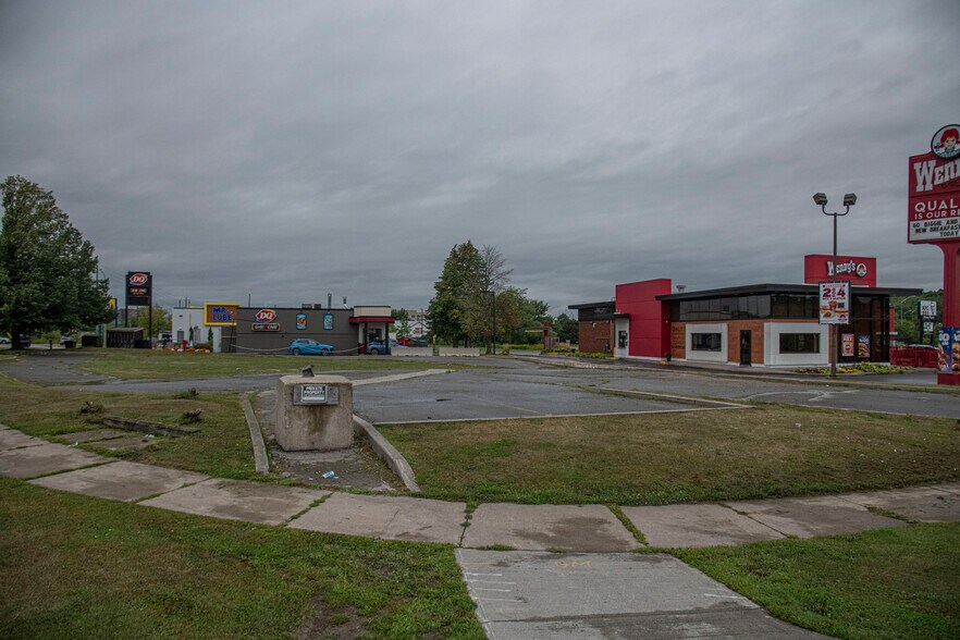 More Photos Of 45 Dalton Ave, Kingston Land For Lease