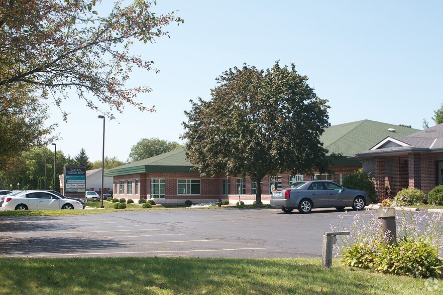 More Photos Of 144 E Summit Ave, Wales Medical For Sale