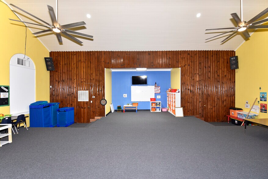 More Photos Of 1220 Mulcahy St, Rosenberg Religious Facility For Sale