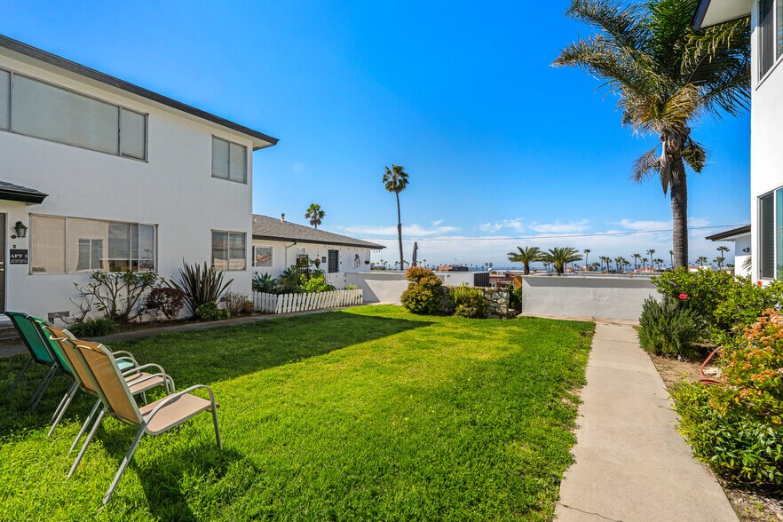 More Photos Of 124 Palos Verdes Blvd, Redondo Beach Apartments For Sale