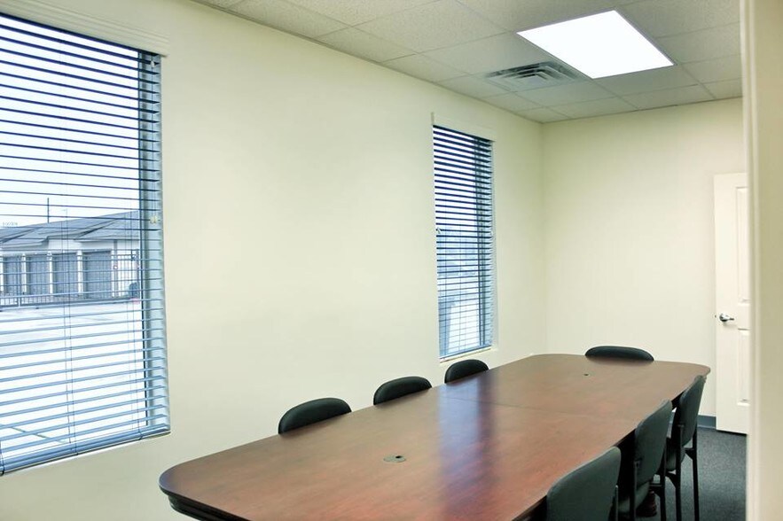 More Photos Of 524 Westgreen Blvd, Katy Medical For Lease