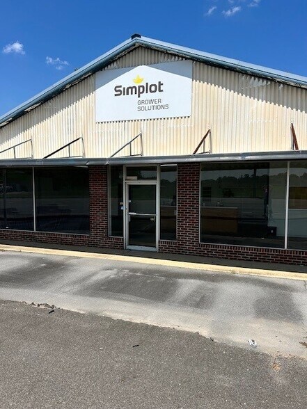 More Photos Of 41384 AL Highway 75, Geraldine Industrial For Sale