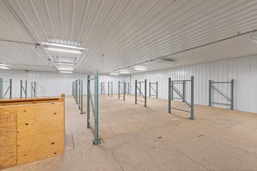 More Photos Of 2340 Taggart Rd, Rapid City Warehouse For Lease