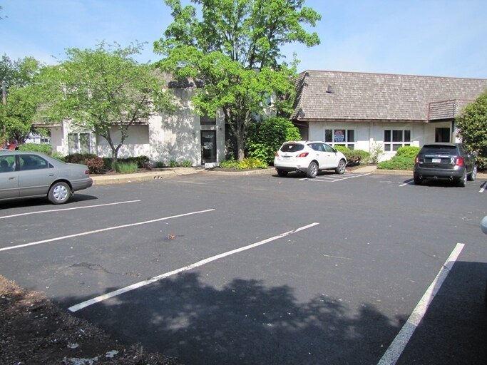 More Photos Of 200 Apple St, Quakertown Medical For Lease