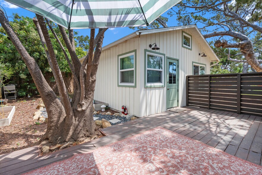 More Photos Of 27353 1/2 Pacific Coast Hwy, Malibu Apartments For Sale