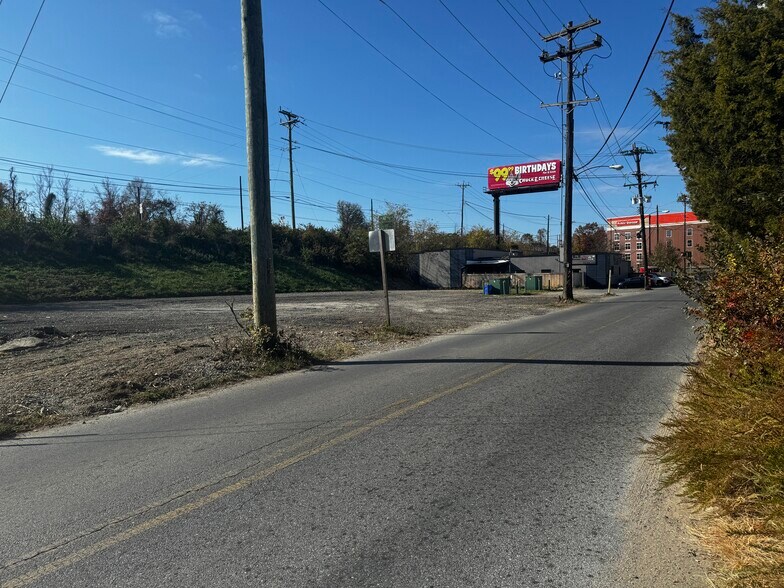 More Photos Of 5555 Branchville Rd, College Park Land For Lease