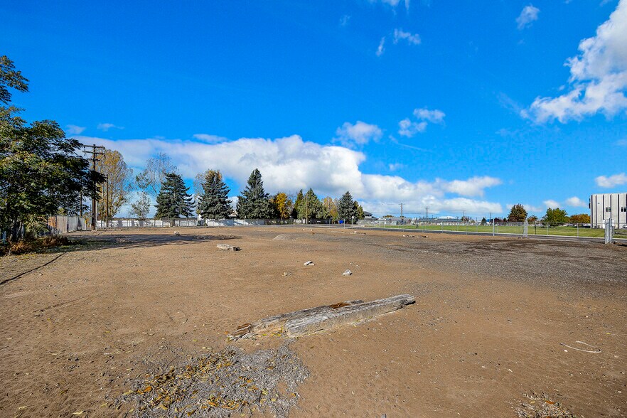 More Photos Of 621 WASHINGTON ST, Twin Falls Land For Lease
