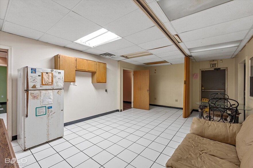 More Photos Of 4140 Hollywood Ave, Shreveport Healthcare For Sale