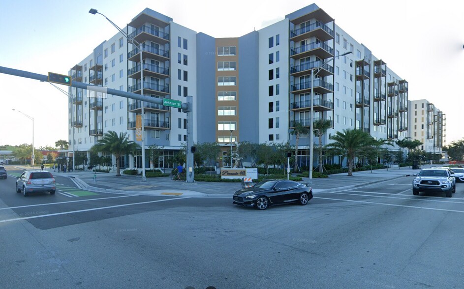 More Photos Of 890 N State Road 7, Hollywood Apartments For Lease