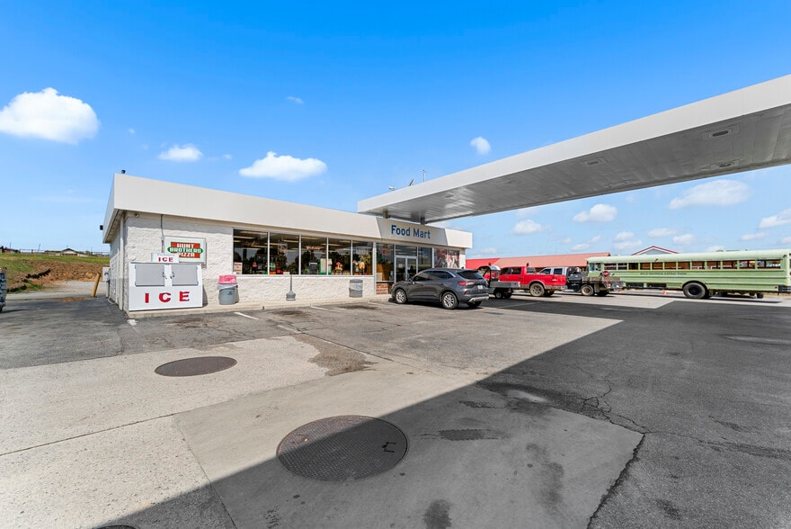 More Photos Of 26127 GA Highway 57 S, Metter Service Station For Sale