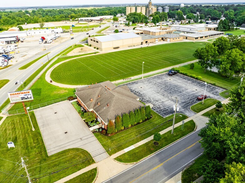 More Photos Of 136 N Ridge St, Monroeville Medical For Sale