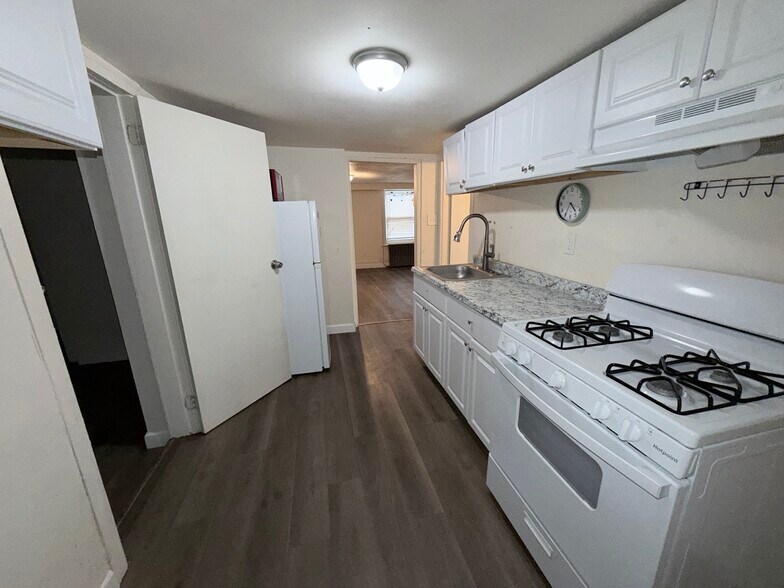 More Photos Of 41 Atlantic St, Keyport Apartments For Sale