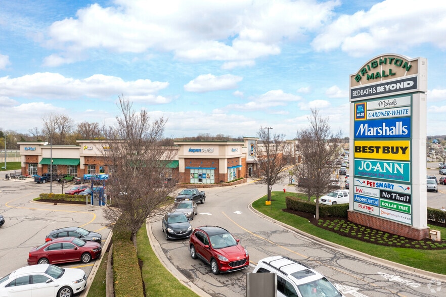 More Photos Of 8365-8571 W Grand River Ave, Brighton Unknown For Lease