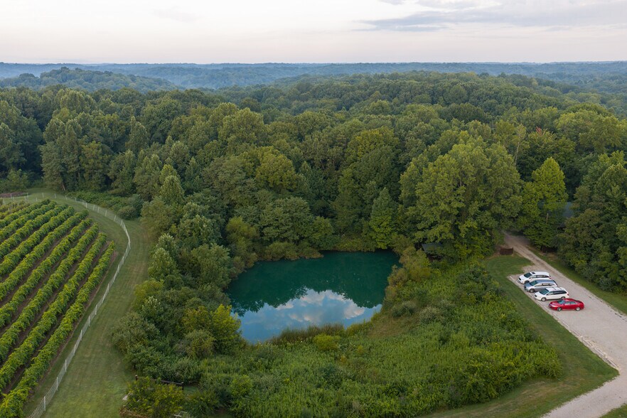 More Photos Of 401 Gilkey Ridge Rd, Shade Winery Vineyard For Sale