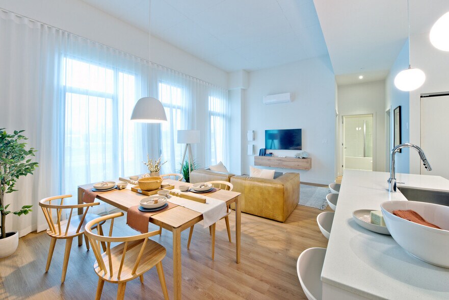 More Photos Of 8405 Pl Saint-Charles, Brossard Apartments For Lease