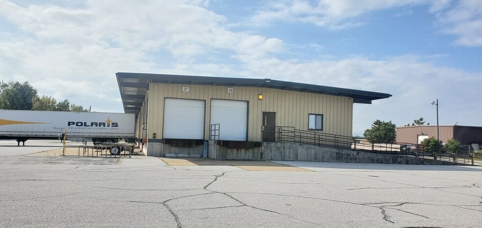 More Photos Of 4375 Glenbrook Rd, Willoughby Truck Terminal For Lease