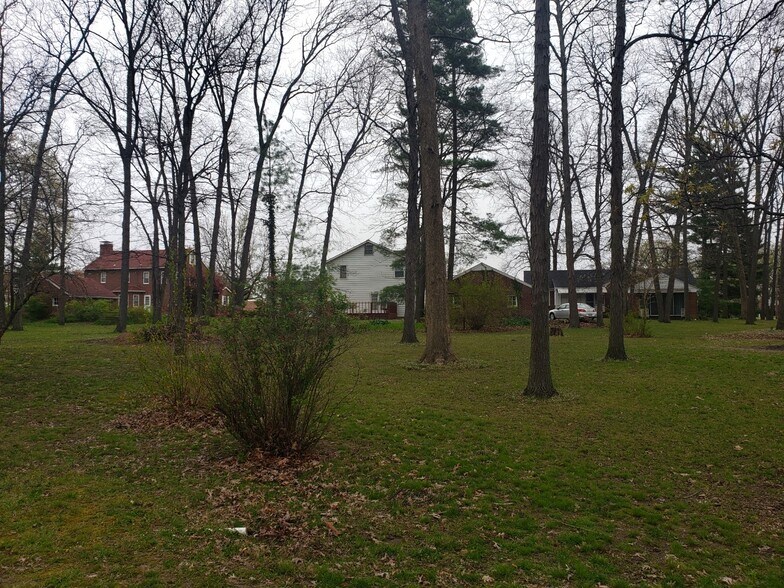 More Photos Of 805-809 N Keller Dr, Effingham Land For Sale