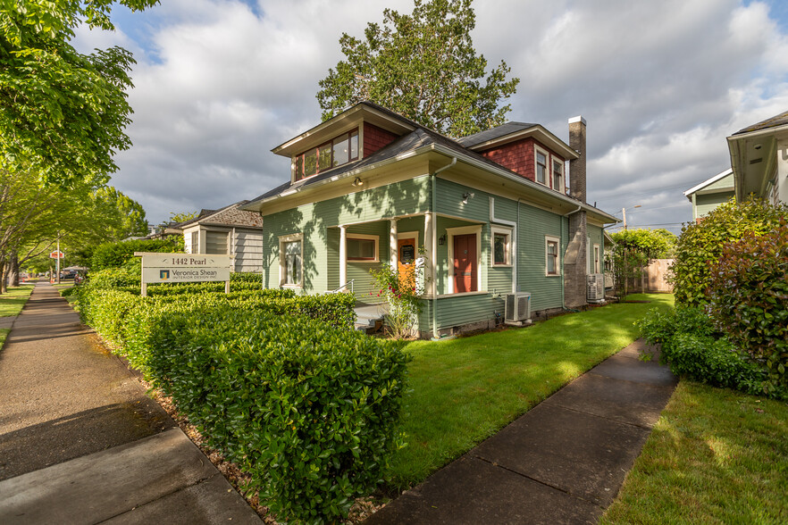 Primary Photo Of 1442 Pearl St, Eugene Office For Lease