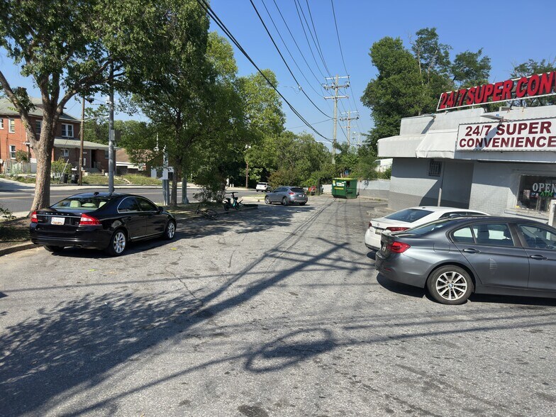 More Photos Of 5301 Sheriff Rd, Fairmount Heights Convenience Store For Sale