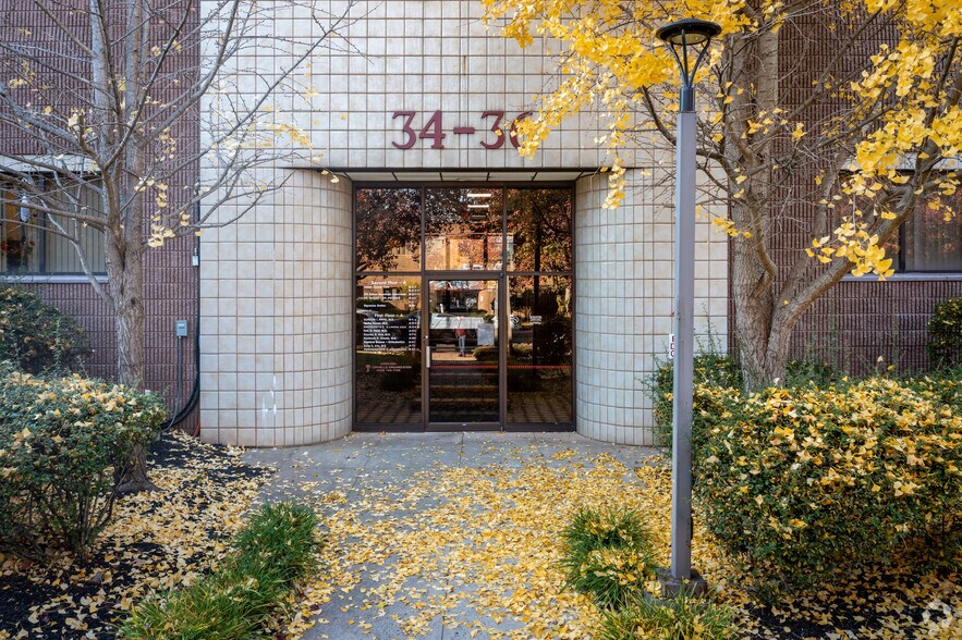 More Photos Of 34-36 Progress St, Edison Medical For Sale