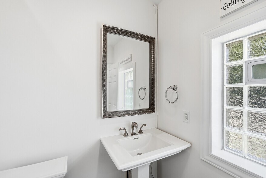 More Photos Of 8177 S Route 48, Maineville Office For Sale